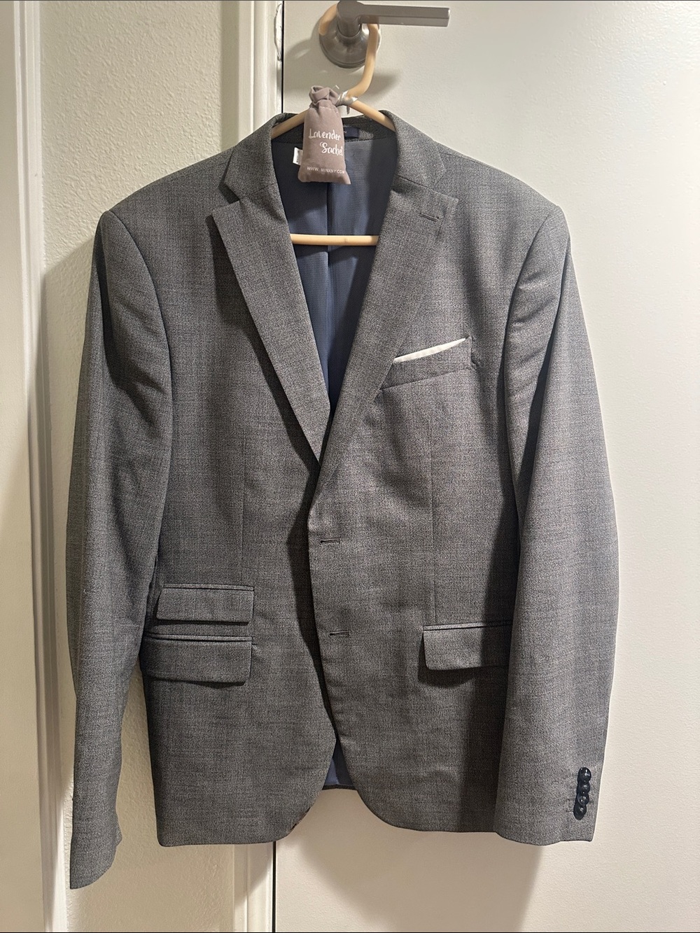 Zara Men’s Gray Sport Coat - Single-Breasted Tailored Look